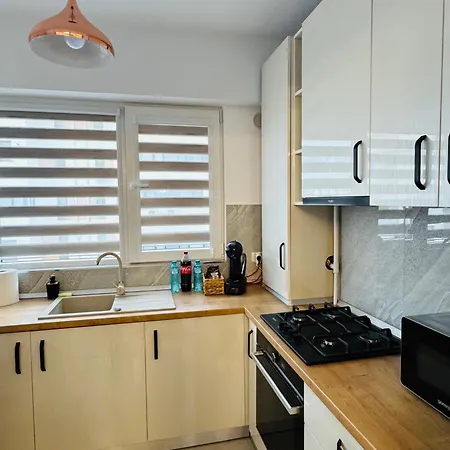 Zenith Address With Parking Apartment *